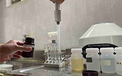 オゾンラボ143/オゾン処理による除草剤の分解実験