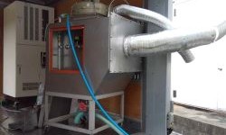 オゾンラボ184/ハンバーグ加熱工程において蒸気を含む排気の脱臭